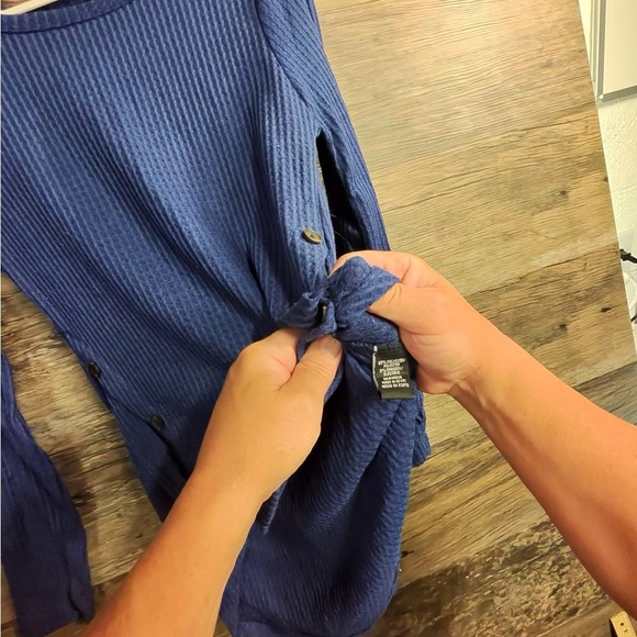 Love Ribbed Blue Long Sleeve Top with Button Detail - Picture 4 of 6